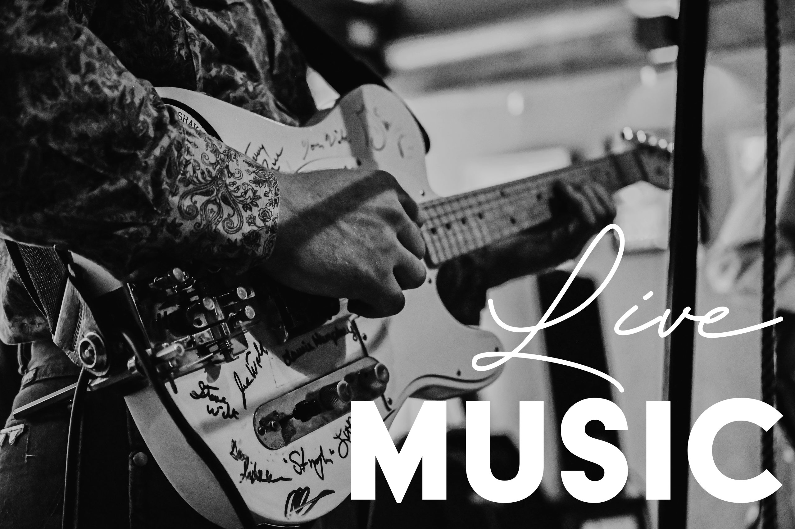 Live Music – Chris Graves